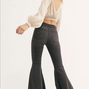 Free People Super Flare Bell Bottom Jeans EEUC